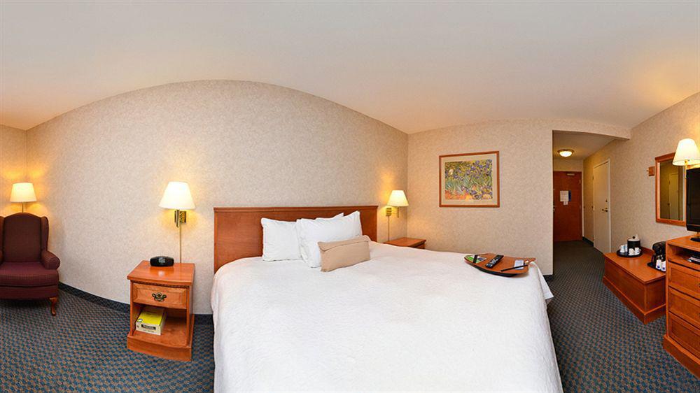 Hampton & By Hilton Nw Hotel Calgary